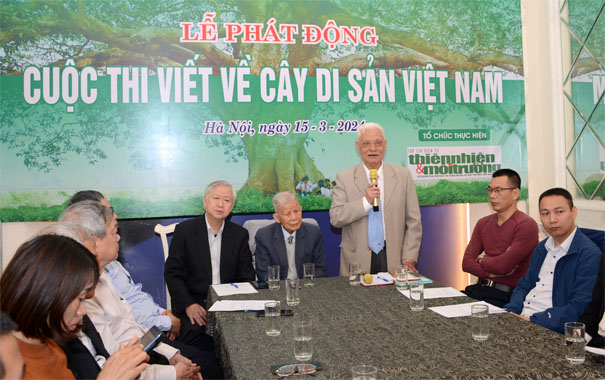 Phát[-]động[-]Cuộc[-]thi[-]viết[-]về[-]Cây[-]Di[-]sản[-]Việt[-]Nam